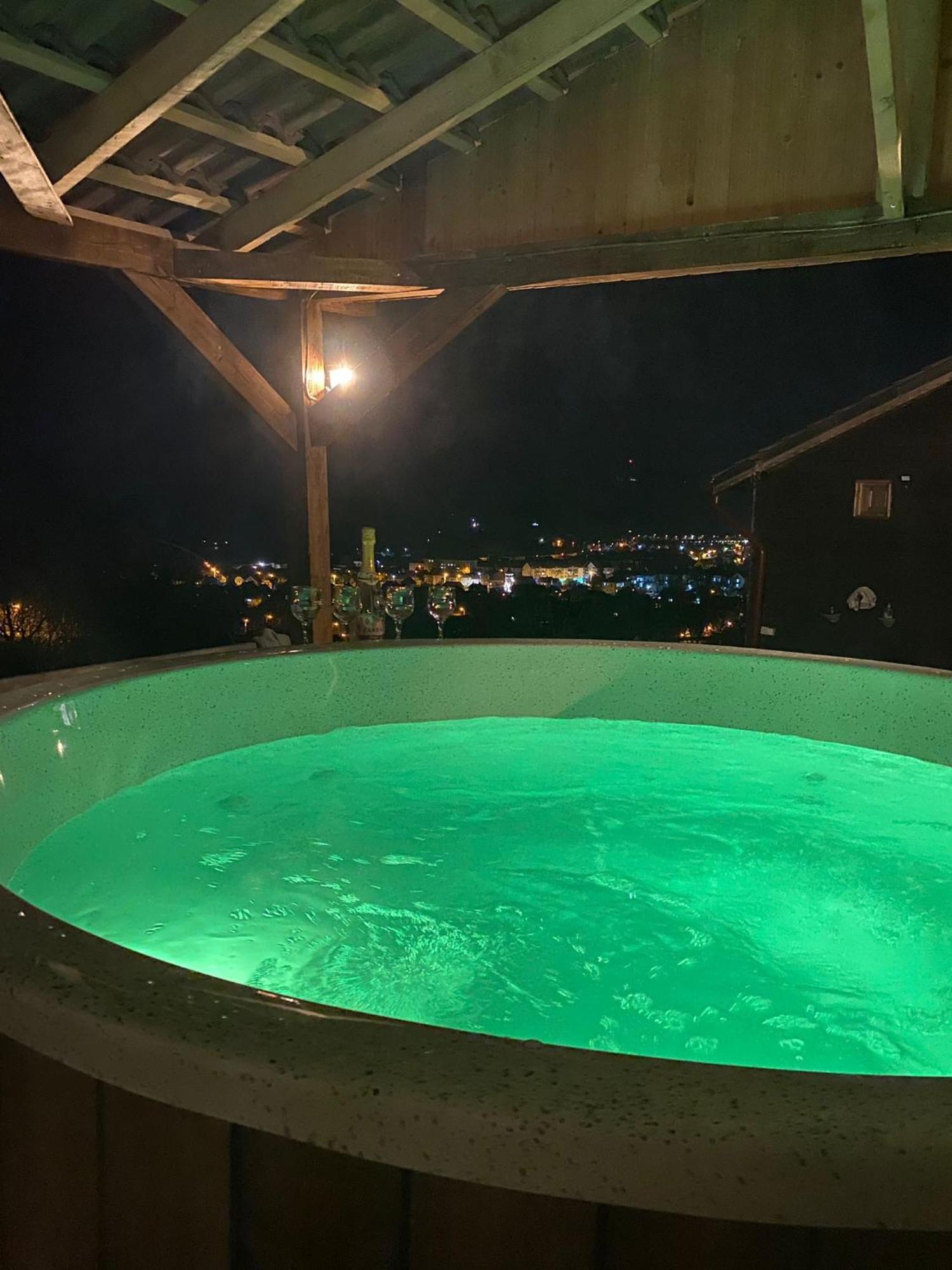 Chalets Du Bf Сигишоара Экстерьер фото